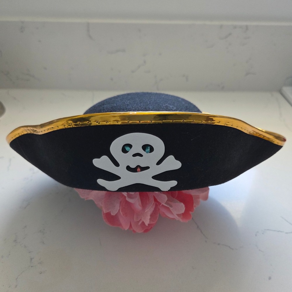 Fun Central Light Up Pirate Hat Skull Gold‎ Trim Halloween Costume Kids